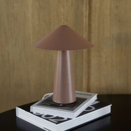 ID- ALTO LAMPARA DE MESA PANTALLA SOMBRERO MOCHA MOUSSE