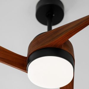TBCIN-VENTILADOR TULUM C/LUZ CUERPO NEGRO ASPAS CAOBA
